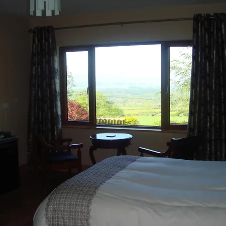 Benbulben Farmhouse 4*
