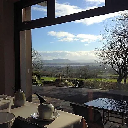 Benbulben Farmhouse 4*