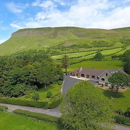 Benbulben Farmhouse 4* Drumcliff