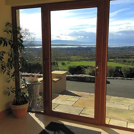 Benbulben Farmhouse 4* Drumcliff