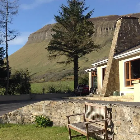 Bed & Breakfast Benbulben Farmhouse